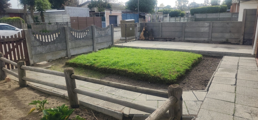 3 Bedroom Property for Sale in Leonsdale Western Cape
